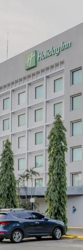 会议中心假日旅馆，位于马那瓜的酒店
