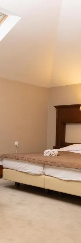 Hotel Jagielloński，位于萨诺克的酒店