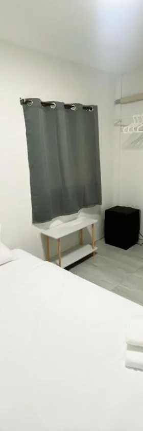 GO INN Siriraj Wang Lang，位于Bangkok Noi的酒店