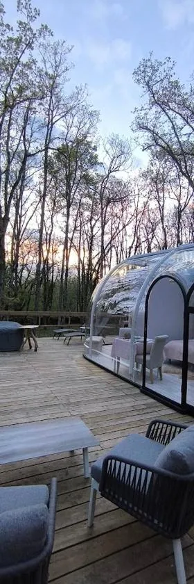 Bulle de Morphée & Spa，位于Escamps的酒店