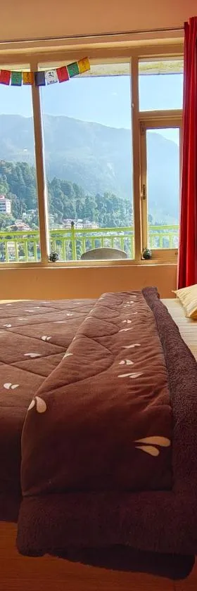 Golden Vista, Mcleodganj，位于达兰萨拉的酒店