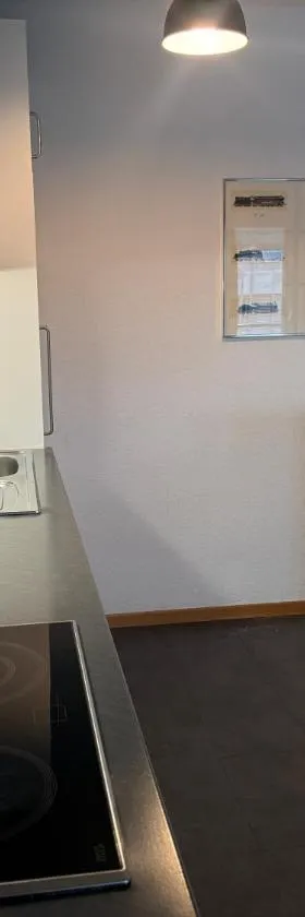 Schöne Wohnung in Bern，位于Köniz的酒店