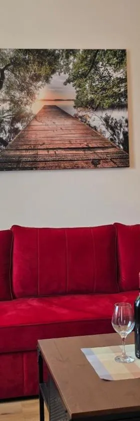 Apartamenty Rynek 3 Czerwony，位于Osie的酒店