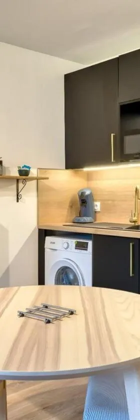 La Suite quartier de la gare，位于伊沃托的酒店