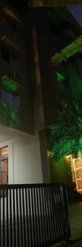 Hotel Le Marina Residency，位于科泽科德的酒店