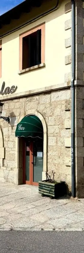 Hotel Las Farolas，位于圣拉菲尔的酒店