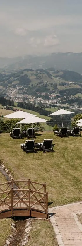 Gut Berg Naturhotel，位于蓬高圣约翰的酒店