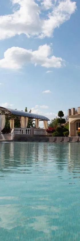 Sobor Family Resort，位于Stăuceni的酒店