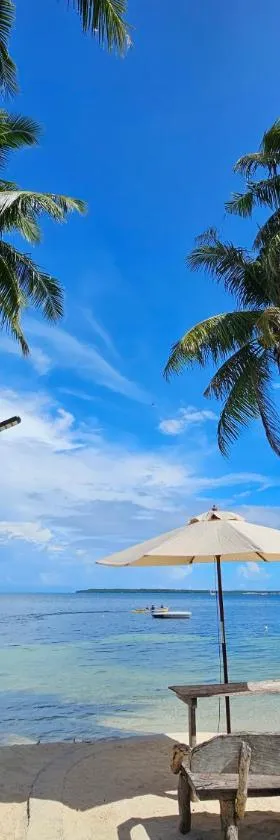 L&A Homestay Siargao Beach Resort，位于卢纳将军城的酒店