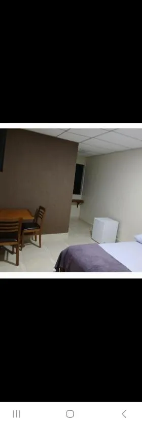 Hotel malibu，位于穆里亚埃的酒店