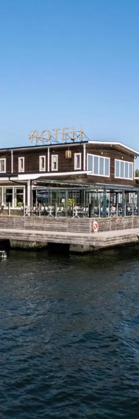 Strandpiren Hotell，位于胡迪克斯瓦尔的酒店