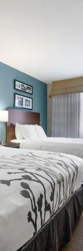Sleep Inn & Suites Hays I-70，位于海斯的酒店