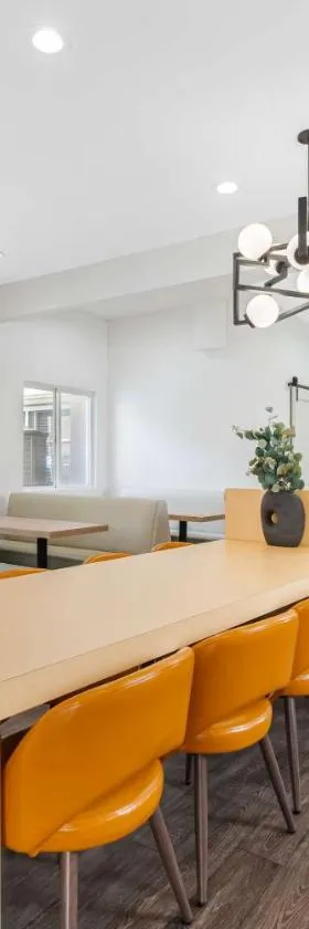 洛杉矶机场科克卡康福特茵酒店，位于霍桑的酒店