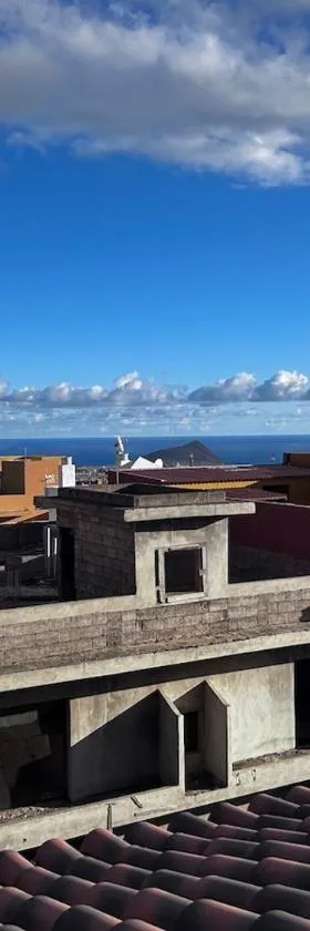 Maravilloso apartamento en San Isidro，位于圣伊西德罗的酒店
