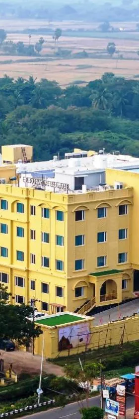 Le Royale Palace，位于卡来卡的酒店