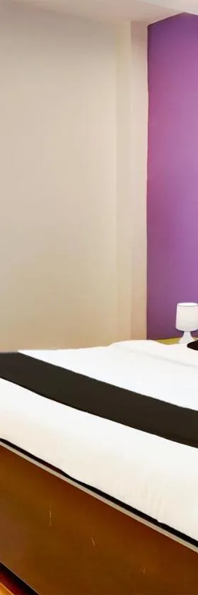 Super Hotel O Bopodi Near Pune IT Park，位于Dāpuri的酒店