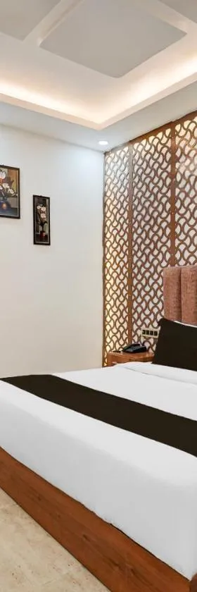 Super Townhouse Haridwar Road Near Rispana Pul Dehradun，位于德拉敦的酒店
