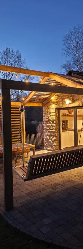 Out & LODGE Les Spirous，位于Les Géronsarts的酒店