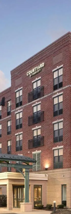Courtyard by Marriott Saratoga Springs，位于萨拉托加泉的酒店