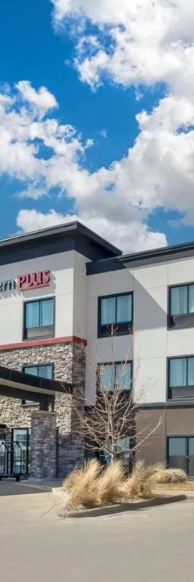 Best Western Plus LaCrescent - LaCrosse，位于La Crescent的酒店