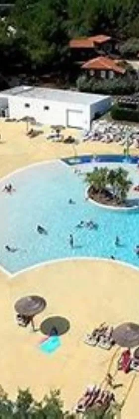 KOKUA VACANCES Mobil Homes Résidentiels camping 4 étoiles MIMIZAN PLAGE，位于米尼赞海滩的酒店