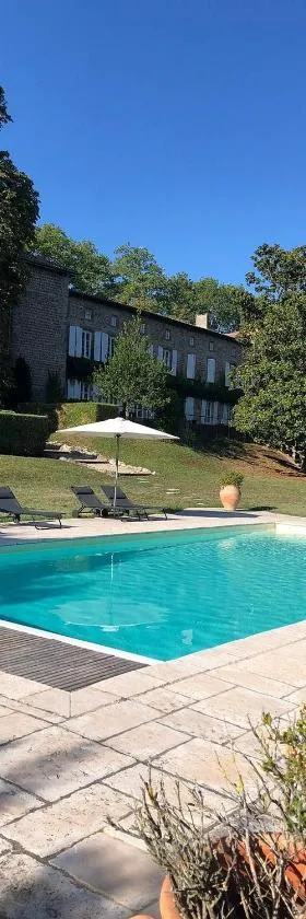 Le Domaine des Buis，位于阿尔邦的酒店