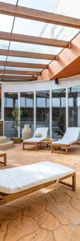Hostal-SPA Mare Nostrum，位于La Fuente de San Esteban的酒店