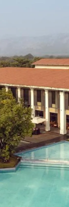 Taj Alibaug Resort & Spa, Maharashtra，位于阿利鲍格的酒店