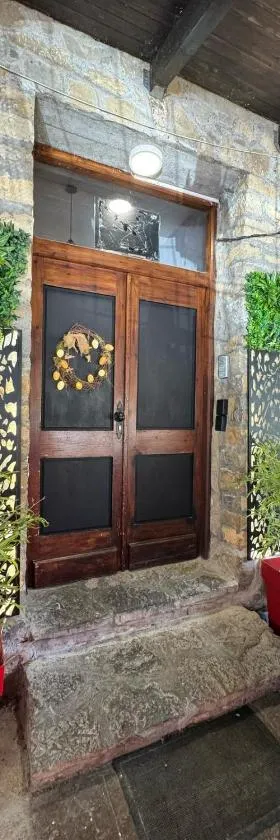 La Fuen hostal Bielsa-Parzan，位于Parzán的酒店