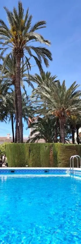 Hotel Torre San Juan，位于圣胡安·德·阿利坎特的酒店