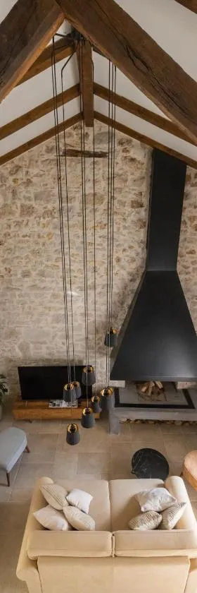 Loft by Villa di Piazza - a home you won’t forget，位于维斯尼安的酒店