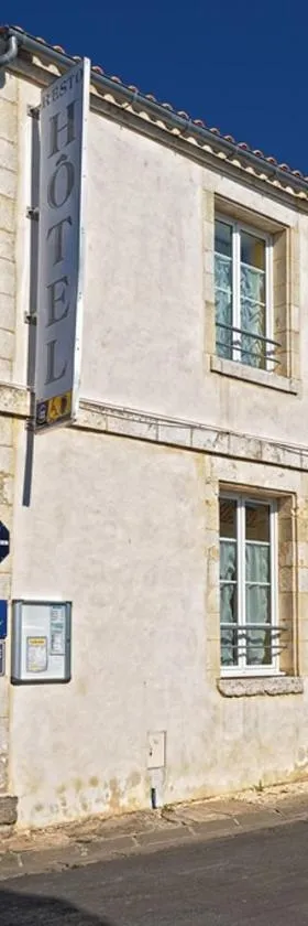 Hôtel Bar Restaurant La Marie Galante，位于奥雷龙圣乔治的酒店