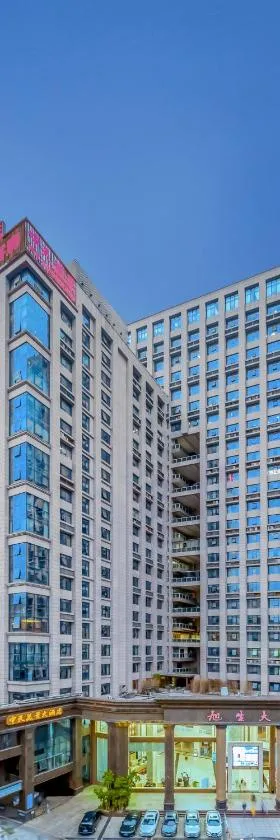 深圳中天美景大酒店(宝安国际机场西乡地铁站店)，位于深圳的酒店