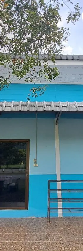 FriendTogether Armthong，位于Ban Khlong Kathon的酒店