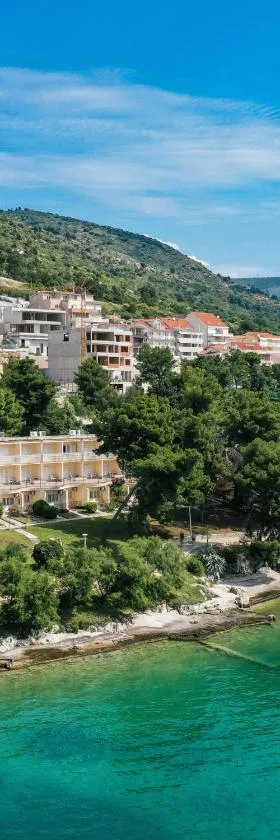 Hotel Val All Inclusive，位于特罗吉尔的酒店