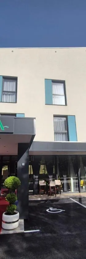Hotel Luna Bihać，位于比哈奇的酒店