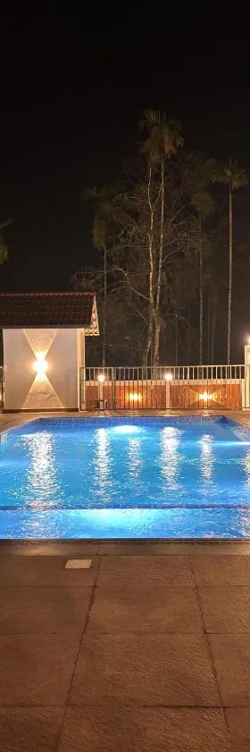 Kudajadri Drizzle Homestay，位于Kaniyāmbetta的酒店