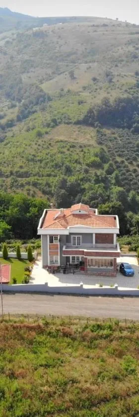 Öztürk Farm House，位于萨姆松的酒店