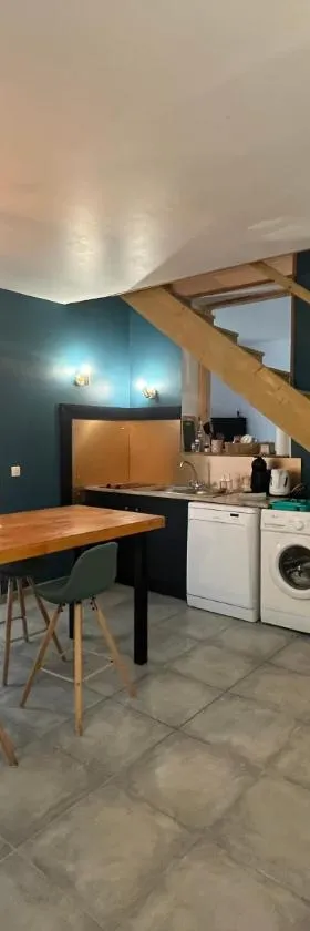 Maison - La campagne près de la ville，位于Monnaie的酒店