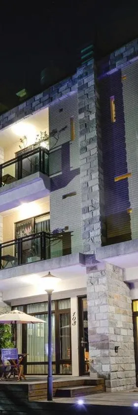 Mo默默旅宿，位于后里的酒店