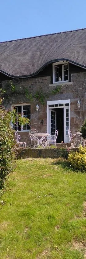 La Mancellière de Montjoie chambres d'hôtes et gîtes，位于Saint-Michel-de-Montjoie的酒店