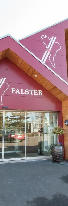 法尔斯特岛酒店，位于尼克宾法尔斯特的酒店