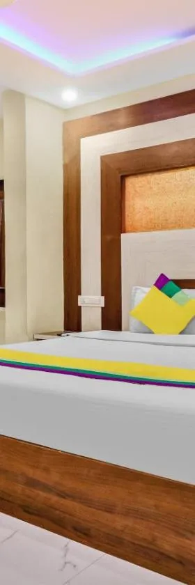 Hotel Royal Residency Near ISBT Mohali Chandigarh，位于Mohali的酒店