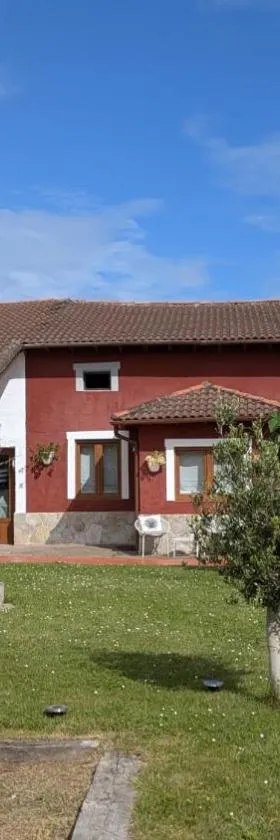 Casa de campo La Casuca Del Monje, San Vicente de la Barquera，位于La Acebosa的酒店