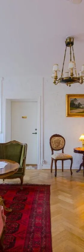 Laxå Herrgårdshotellet，位于Laxå的酒店