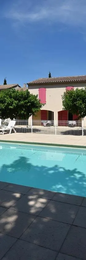 Hôtel PRATO PLAGE，位于佩尔纳勒丰泰纳的酒店