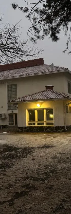 Villa Blanca，位于奥卢的酒店