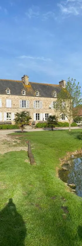Chambre d’hôtes La Ferté，位于Saint-Floxel的酒店