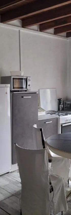 Studio en toute simplicité，位于Le Bourdet的酒店