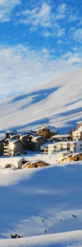 Boutique Cuernos Lodge Ski In&Out La Parva-Valle Nevado-Parque Farellones，位于圣地亚哥的酒店